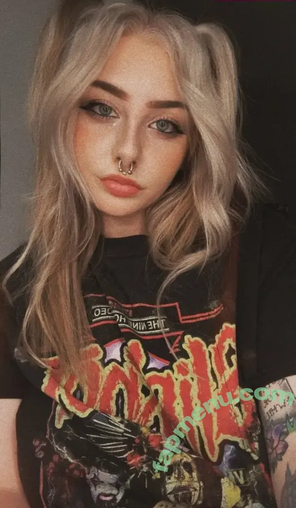 Kassmeinthepits nude photo #0002 (Kassssi95)