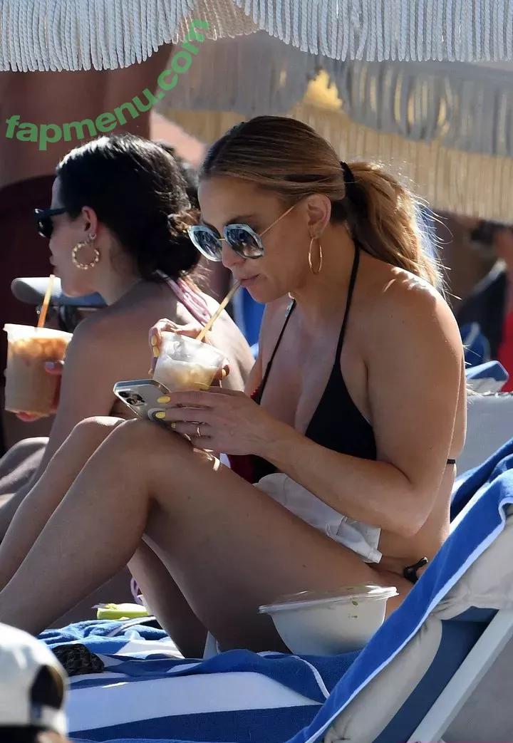 Kate Hudson nude photo #0011 (katehudson)