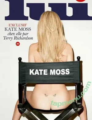 Kate Moss / kateamoss / katemossagency nude photo #0671