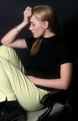 Kate Winslet / kate.winsletoffical / winsletlately nude photo #0068