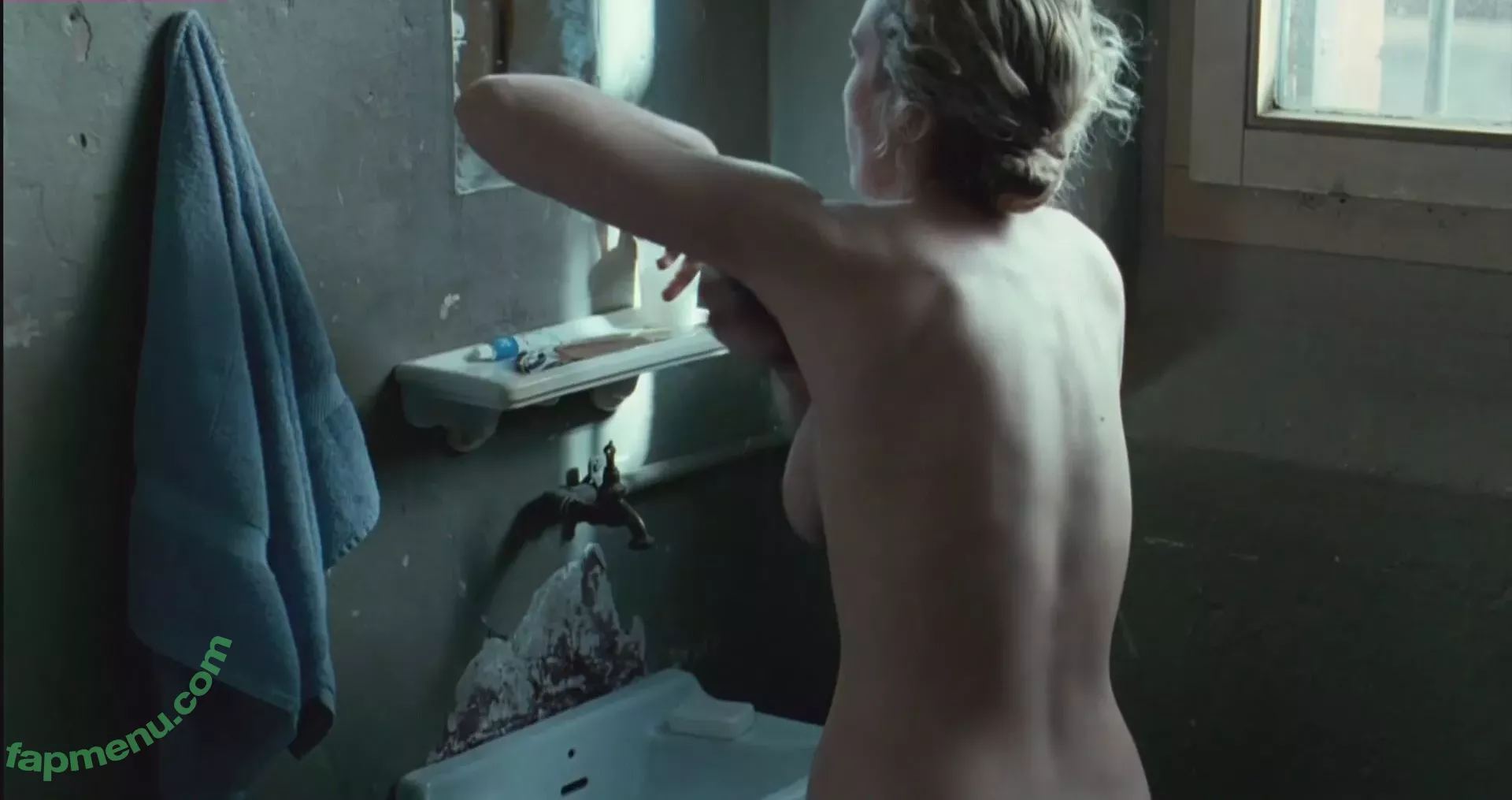 Kate Winslet nude photo #0040 (kate.winsletoffical / winsletlately)