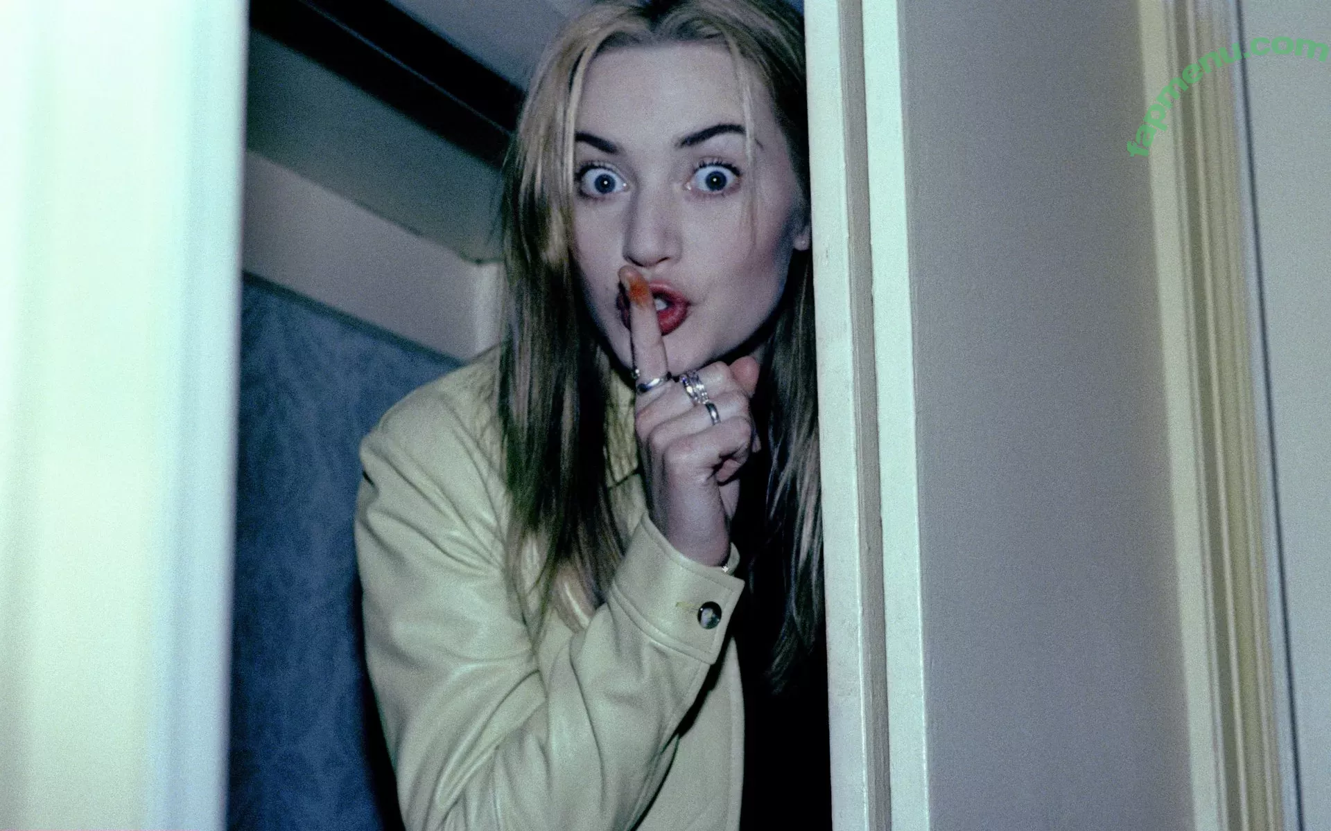 Kate Winslet nude photo #0063 (kate.winsletoffical / winsletlately)