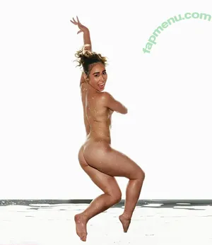 Katelyn Ohashi / katelyn_ohashi nude photo #0107