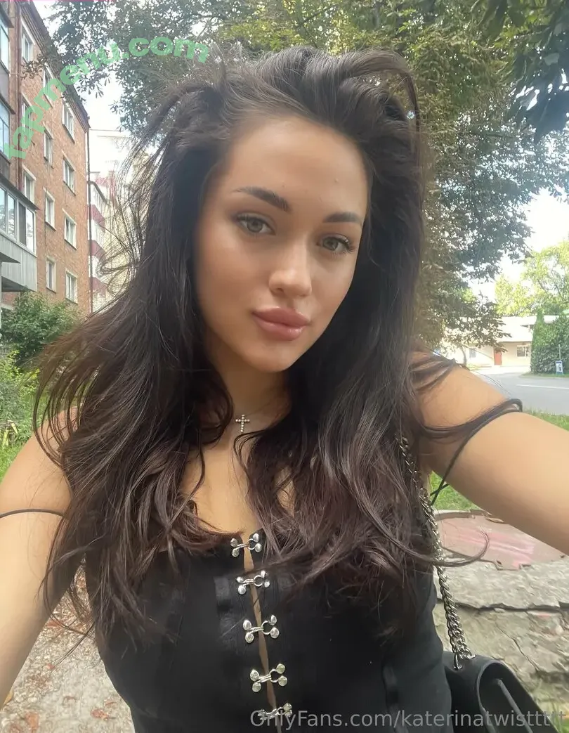 katerinatwisttttt nude photo #0008 (katerinatwisttttt)