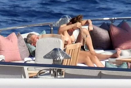 Katharine McPhee / Katharine Foster / katharinefoster nude photo #0041