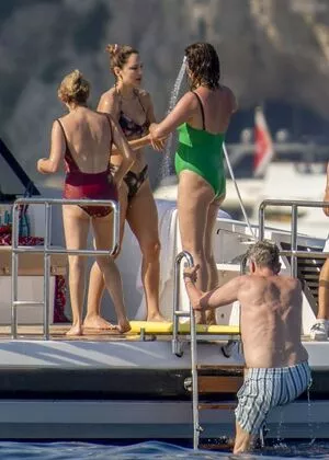 Katharine McPhee / Katharine Foster / katharinefoster nude photo #0572