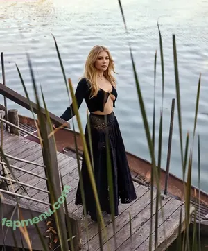 Katheryn Winnick / KatherynWinnick / basic_instinct nude photo #0254