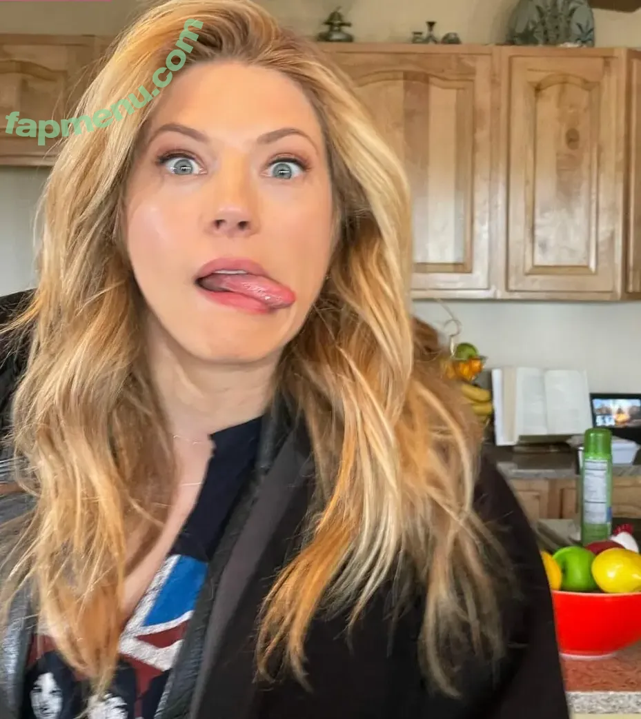 Katheryn Winnick nude photo #0163 (KatherynWinnick / basic_instinct)