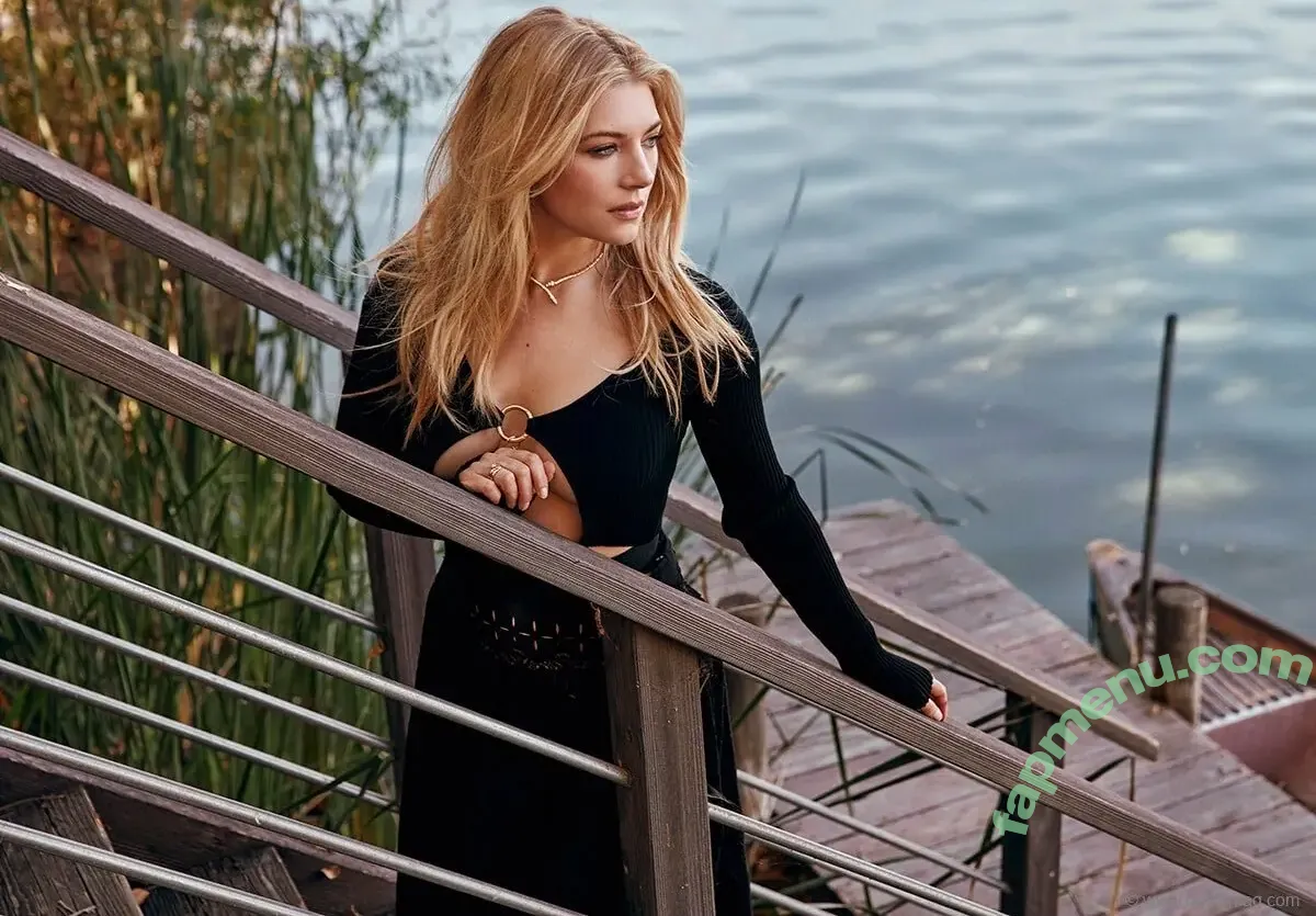 Katheryn Winnick nude photo #0244 (KatherynWinnick / basic_instinct)