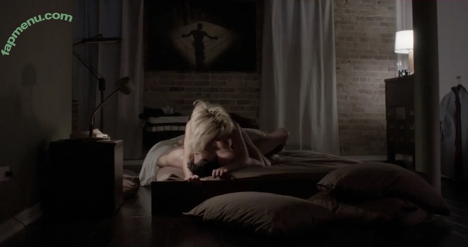Kathleen Robertson nude photo #0064 (canadian girl / kathleenrobert7)