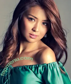 Kathryn Bernardo / bernardokath nude photo #0010
