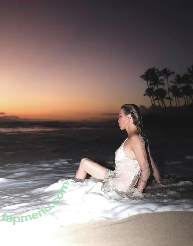Katie Cassidy nude photo #0490 (Arrow / katiecassidy / katiecassidyxxx)
