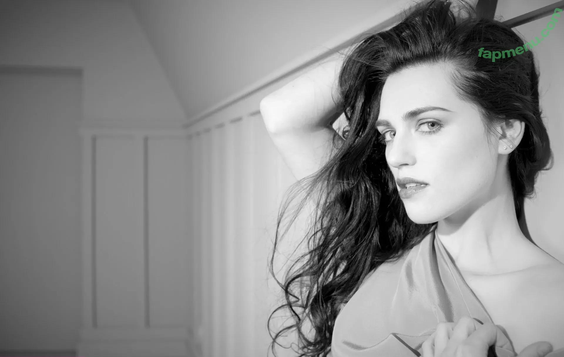 Katie McGrath nude photo #0040 (kashymcgrath)