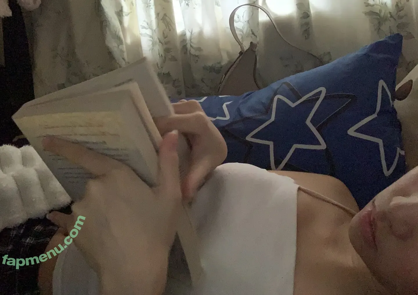 katiearucan nude photo #0019 (katearucan)