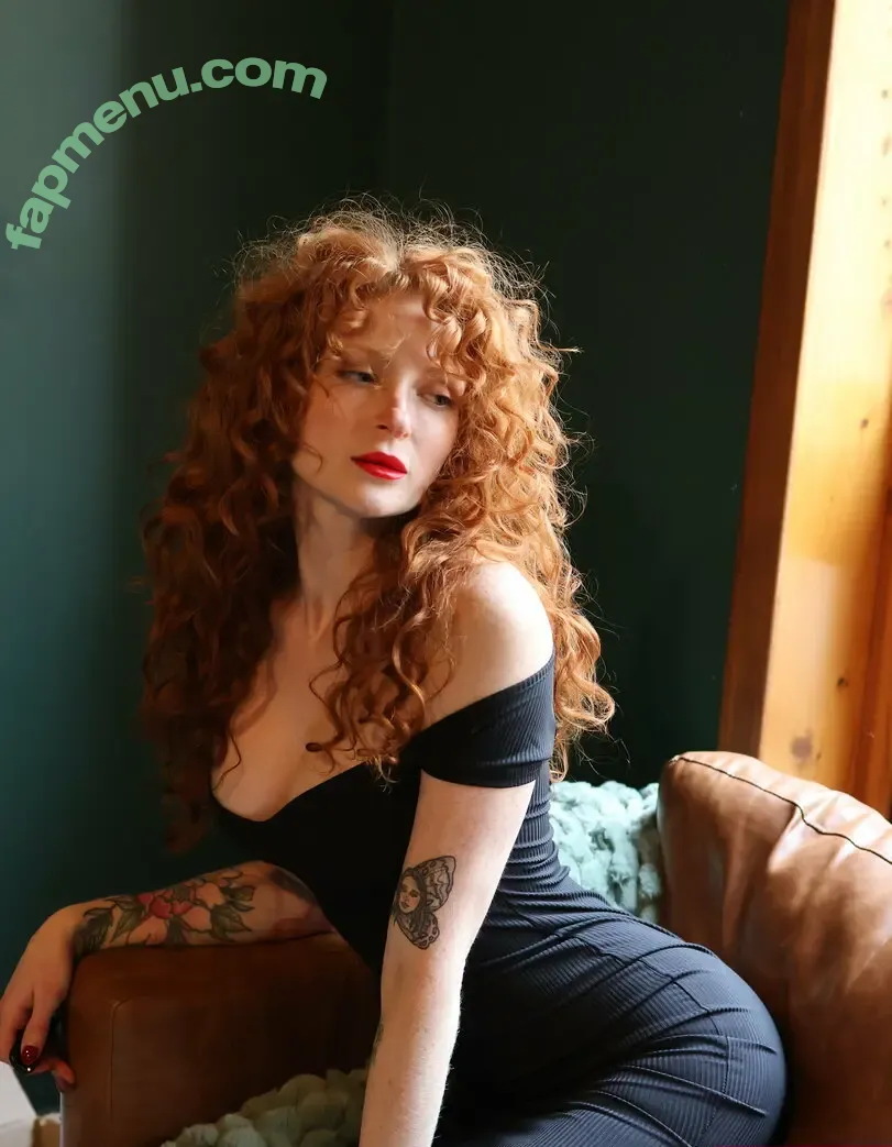 katierosecoloredglasses nude photo #0031 (katierosecoloredglasses)