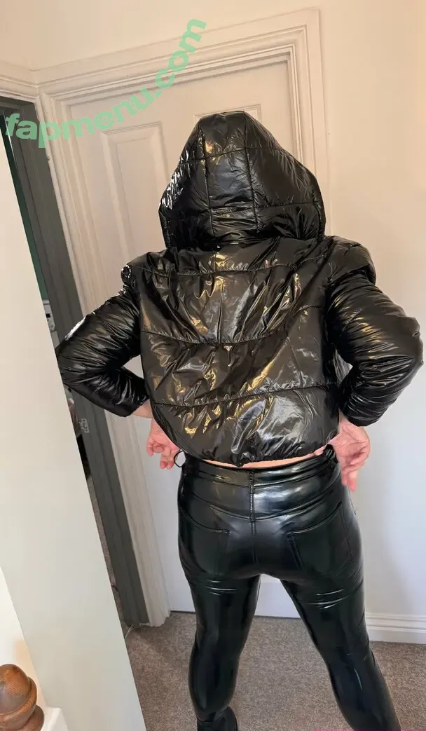 katietleather nude photo #0015 (katie.taylor.leather)
