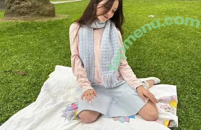 katiielady nude photo #0337 (katiiemoylan)