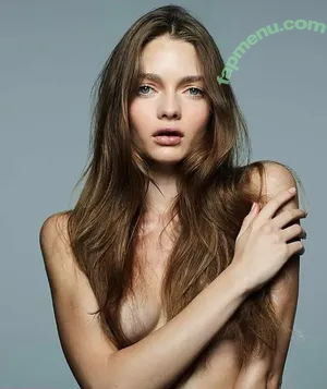  nude photo #0001