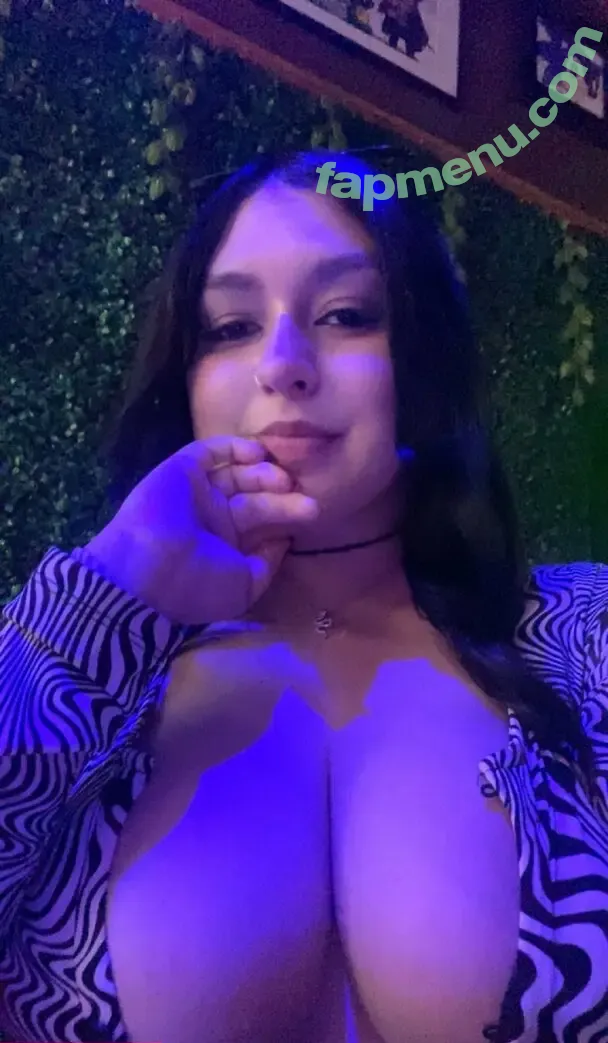 katsaxo nude photo #0037 (_kyriia_ / katanaxo)