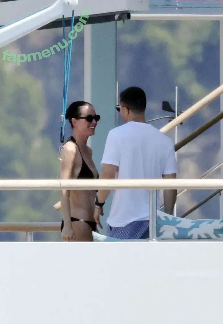 Katy Perry nude photo #0030 (katyperry)