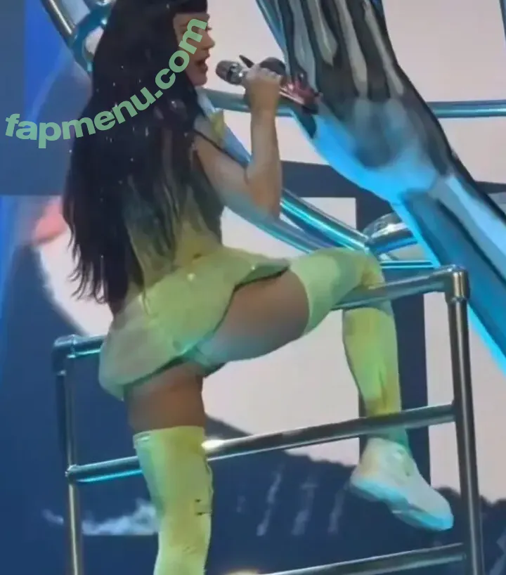 Katy Perry nude photo #0096 (katyperry)