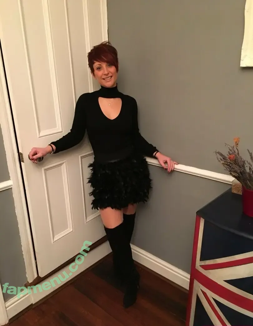 Katy Rickitt nude photo #0003 (katyrickitt)