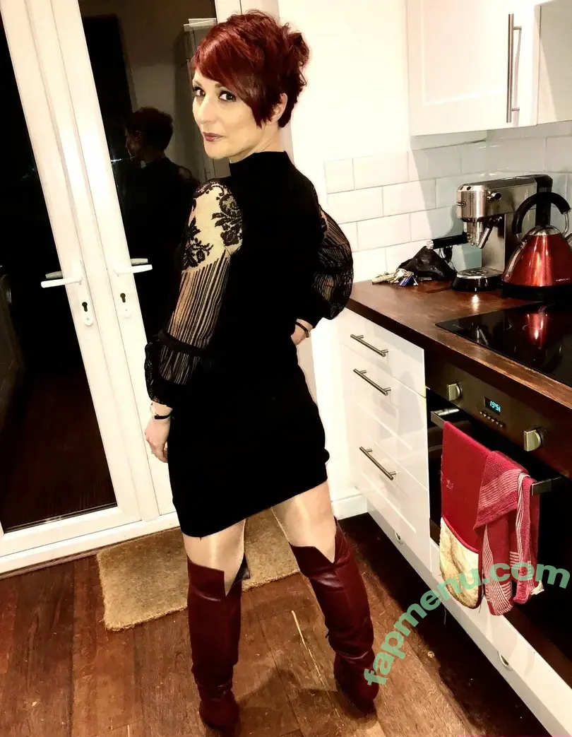 Katy Rickitt nude photo #0009 (katyrickitt)