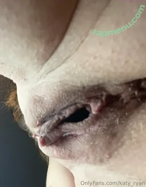  nude photo #0002