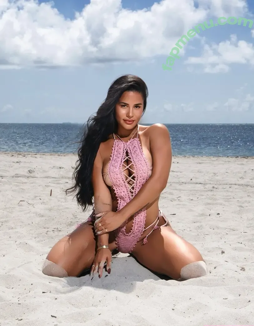 Katya Elise Henry nude photo #2013 (katyaelisehenry / katyaelisehenrysworld)