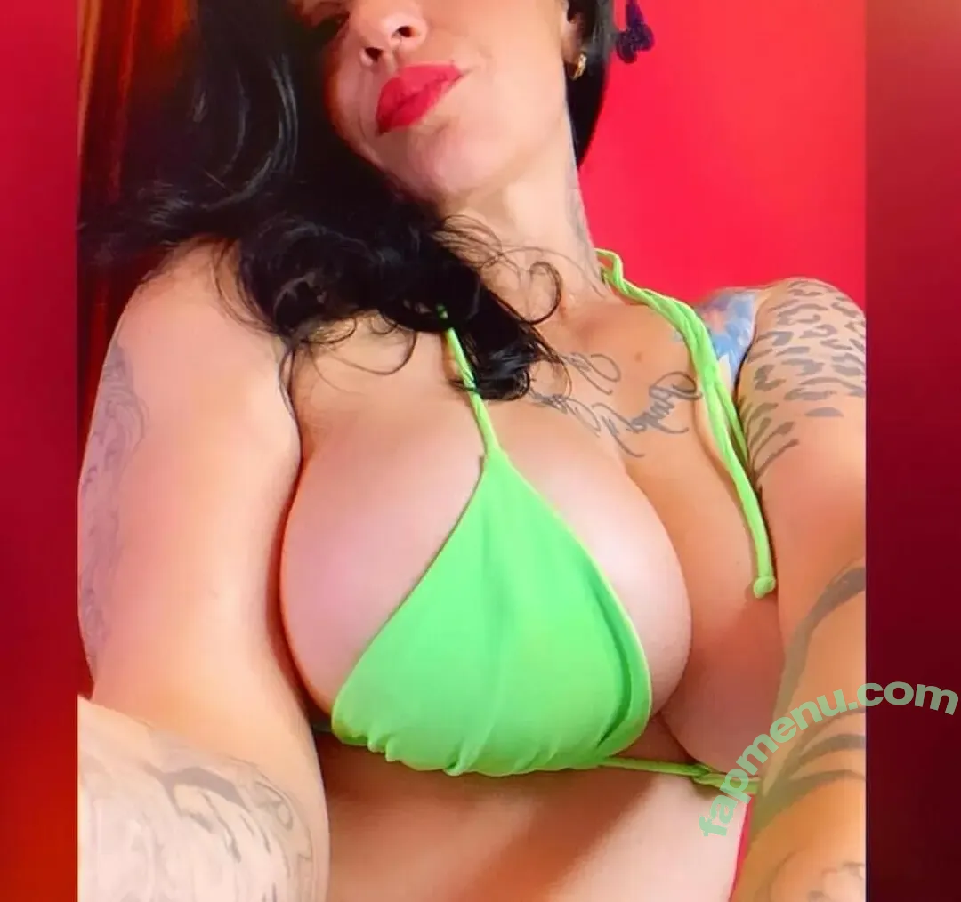 katypetunia nude photo #0002 (katypetunia_)