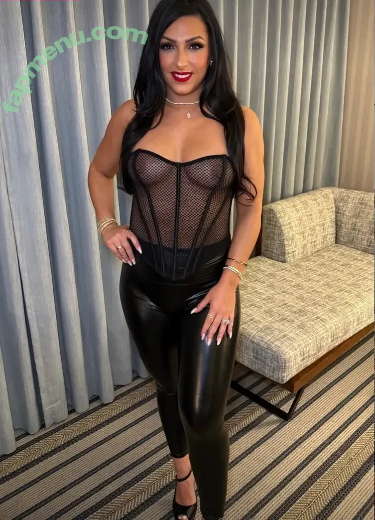 Kay Bella nude photo #0001 (kaybellajewelry)