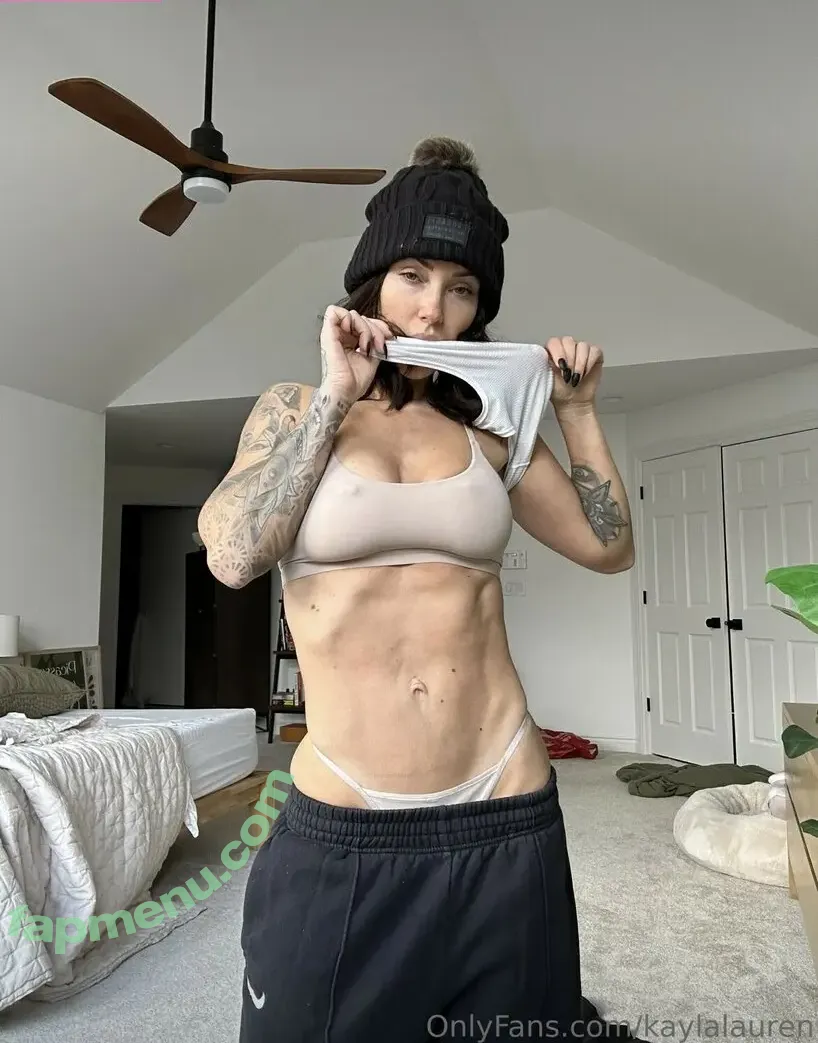 Kayla Lauren nude photo #0005 (kaylalauren / kaylalaurenofficial)