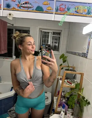  nude photo #0002
