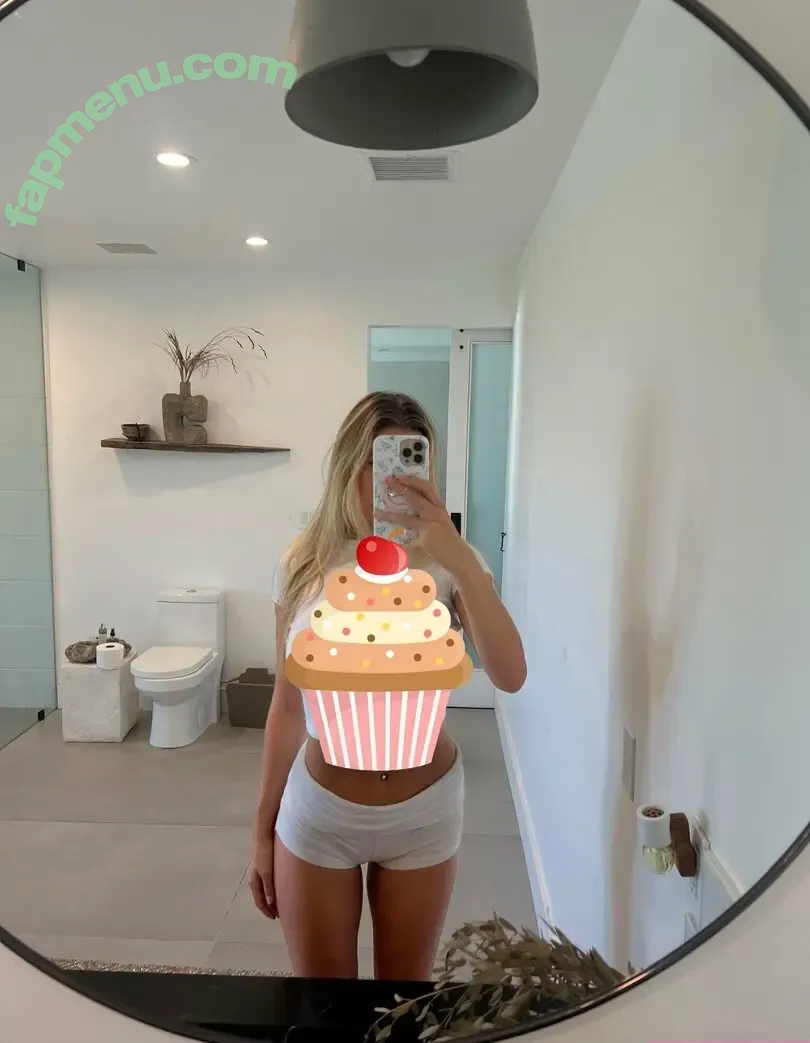 kaylasimmons nude photo #0003 (kaylasimmmons)