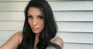 kaylikatx / kaylikatxx nude photo #0001
