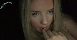  nude photo #0003