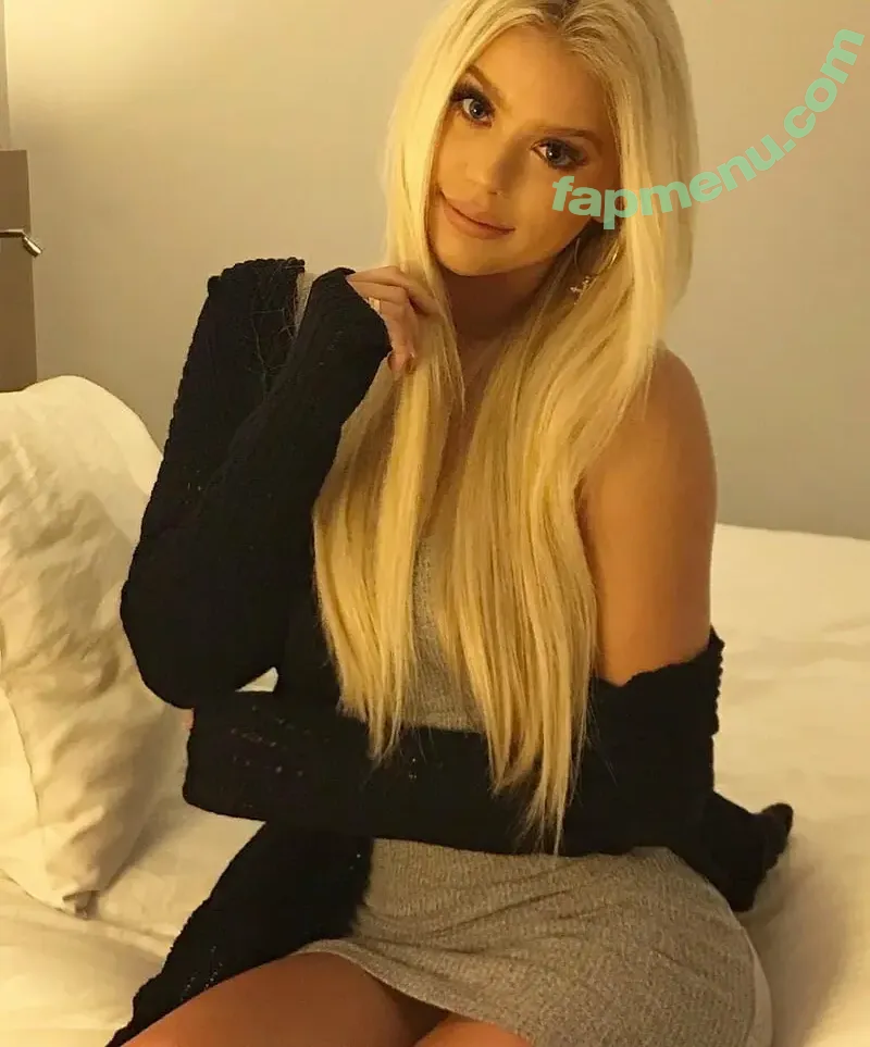Kaylyn Slevin nude photo #0098 (kaylynslevin)