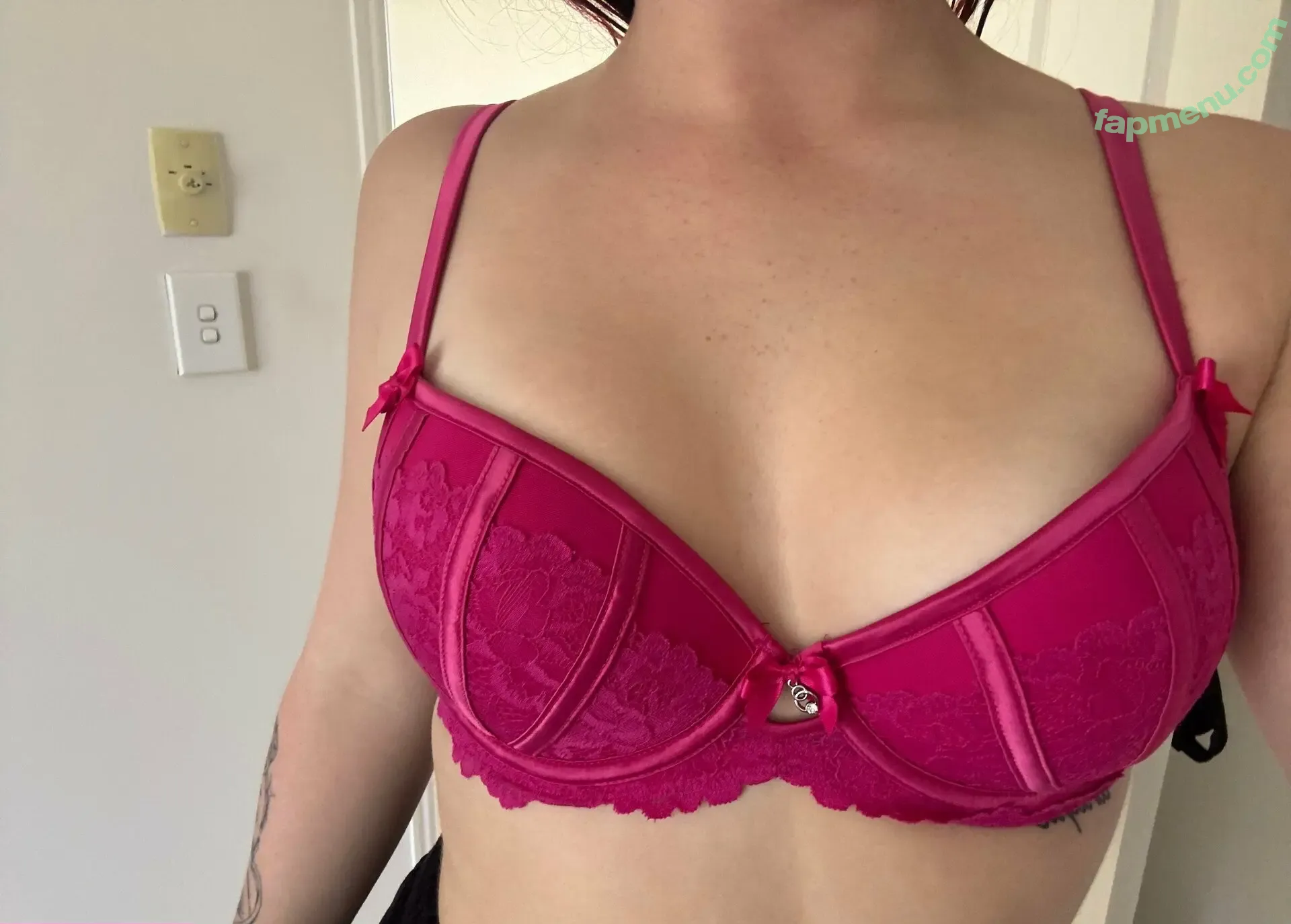 kayscook nude photo #0021 (kaycookk)