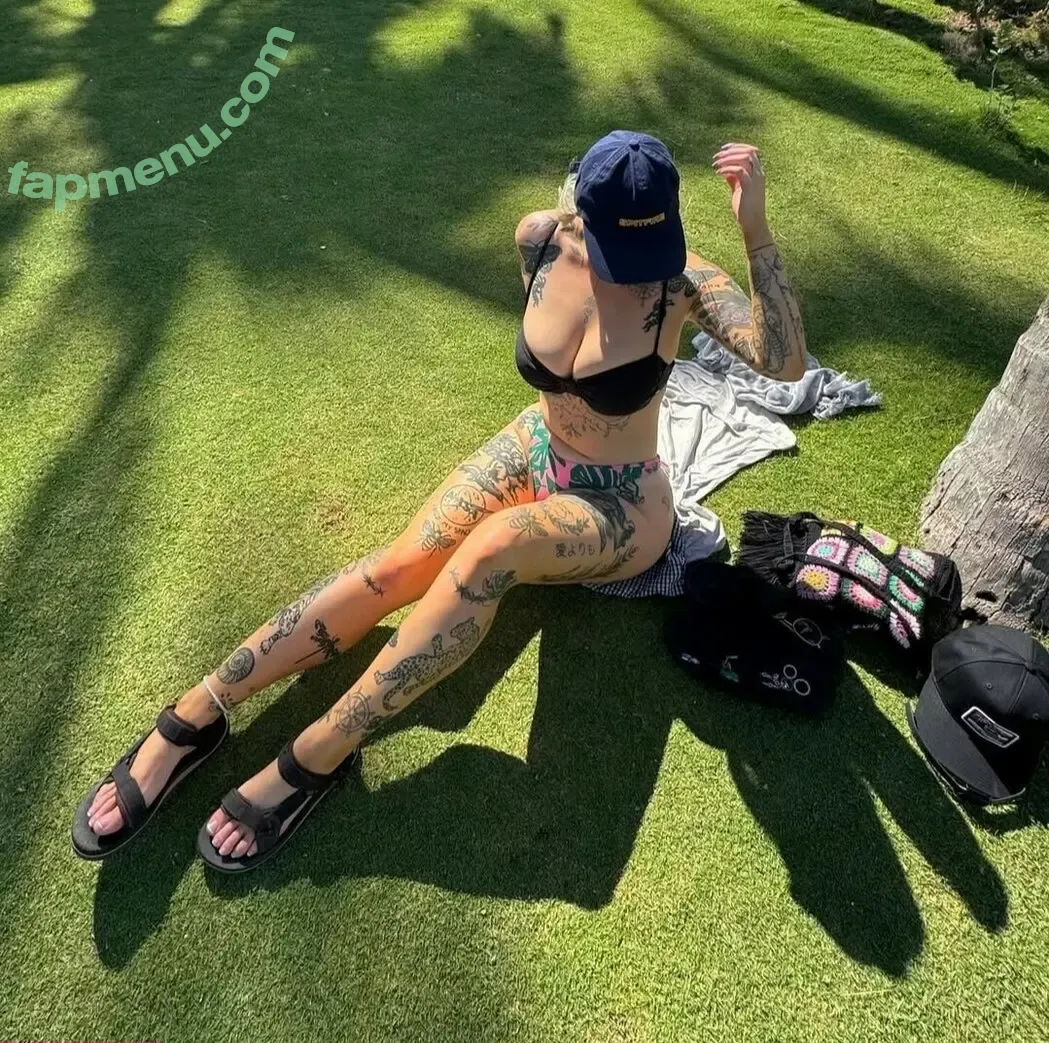 Kayshabunny nude photo #0042 (Akasiagray / Madi Gray / ohkaybunny / shaybunnyy)