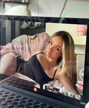 keairayaworskii / peanutbutters123 nude photo #0101