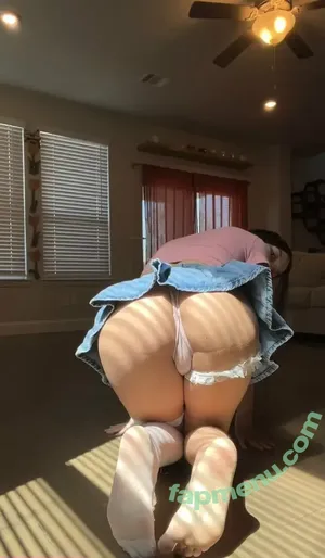  nude photo #0005