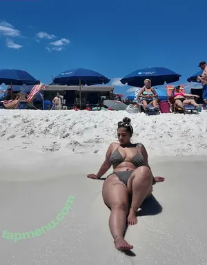 Keepingupwithqueenx3_ nude photo #0001