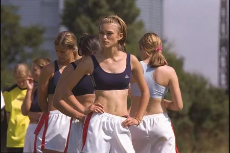 Keira Knightley / keira_knight / keiracknightleys / keiraksource nude photo #0033