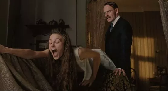 Keira Knightley / keira_knight / keiracknightleys / keiraksource nude photo #0060