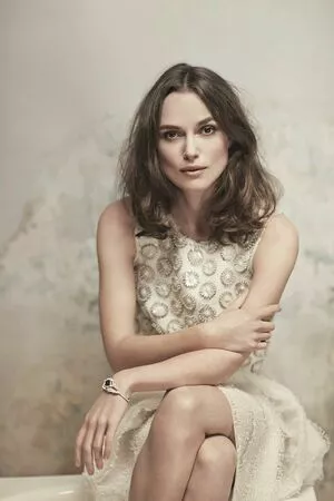 Keira Knightley / keira_knight / keiracknightleys / keiraksource nude photo #0132