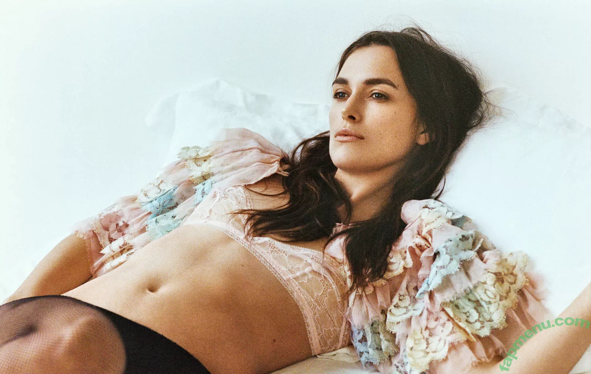 Keira Knightley nude photo #0041 (keira_knight / keiracknightleys / keiraksource)