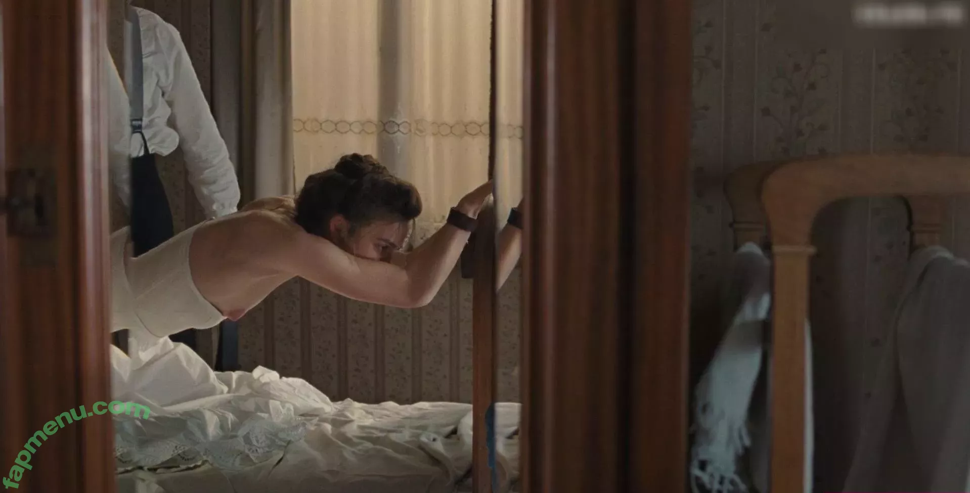 Keira Knightley nude photo #0432 (keira_knight / keiracknightleys / keiraksource)