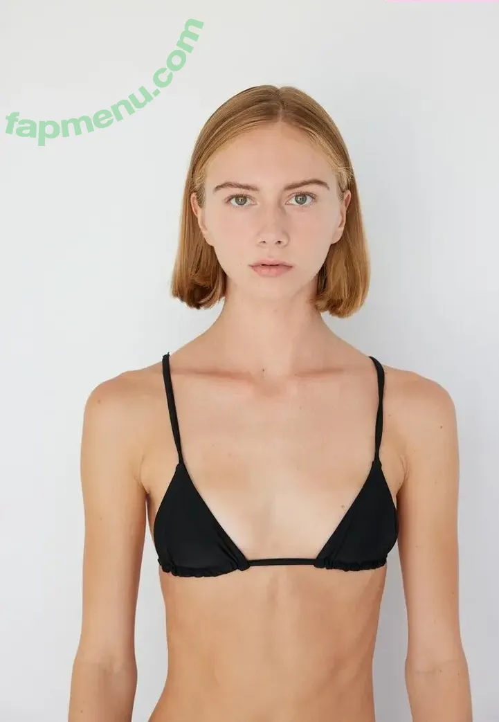 Keira Lhotan nude photo #0006 (keiralhotan)