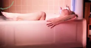 Kelli Berglund / kelliberglund nude photo #0319