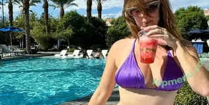 Kelli Garner / itsmekelligarner nude photo #0111
